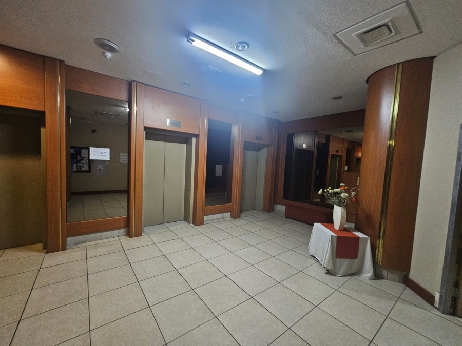 1 Bedroom Property for Sale in Bellville Central Western Cape